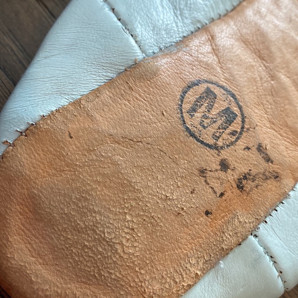 Handmade leather slippers - Picture 10 of 10